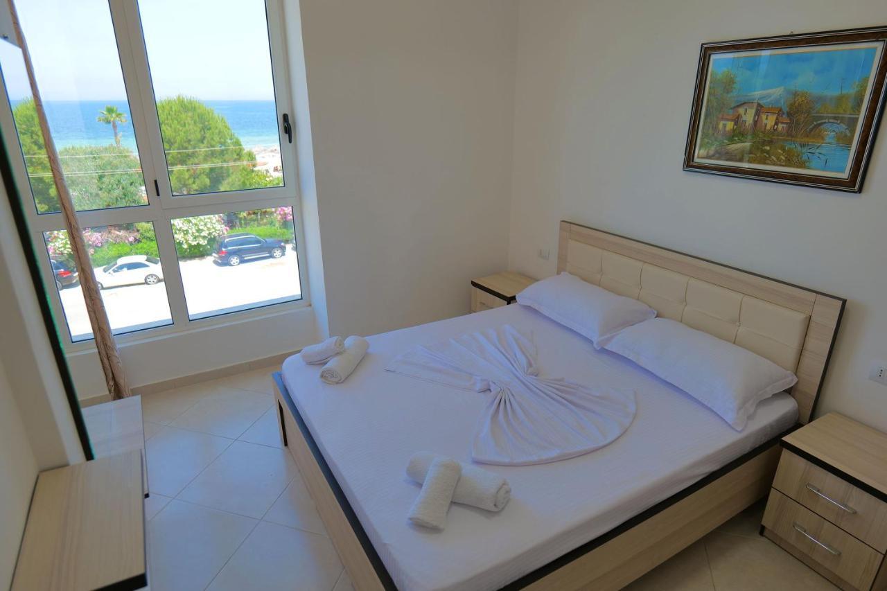 Almare Apartments Vlorë Екстериор снимка