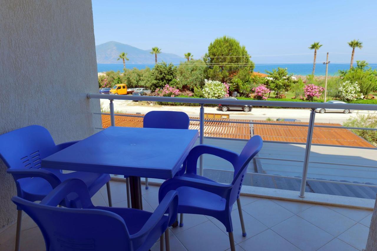 Almare Apartments Vlorë Екстериор снимка