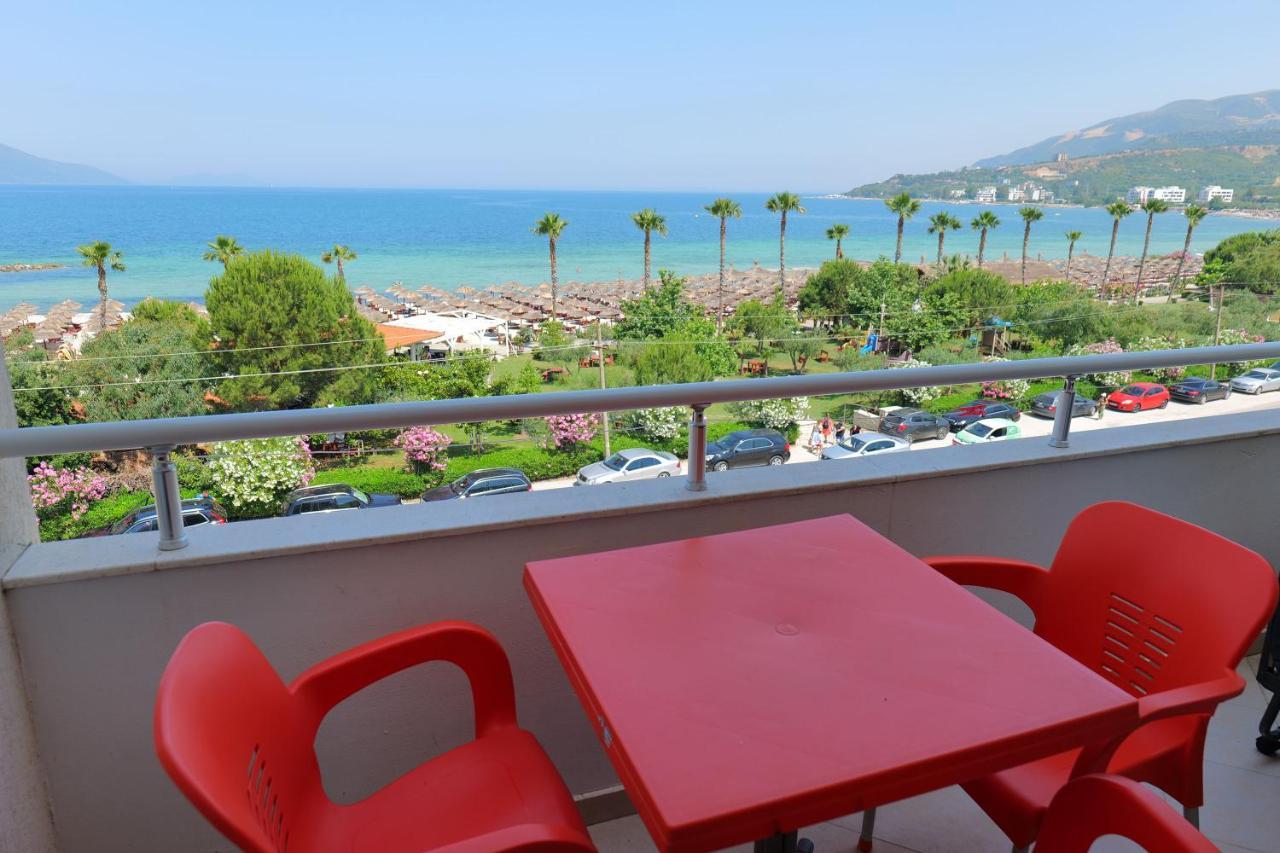Almare Apartments Vlorë Екстериор снимка